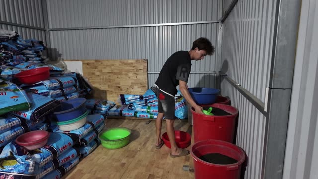 Preparing Fish Feed