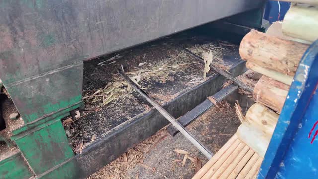 Debarking Machine Trough