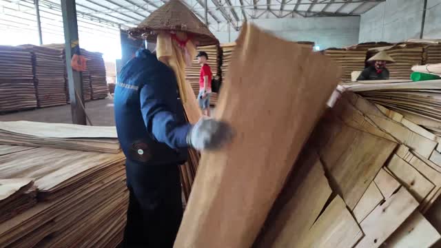 Flipping A Veneer Board