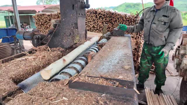 Rounding Log On Lathe Machine