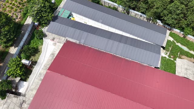 Close Farm Roof Rows