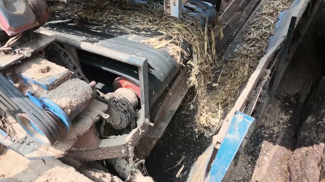Timber Chipping Machine Close