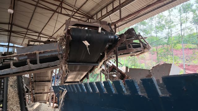 Timber Chipping Machine Close