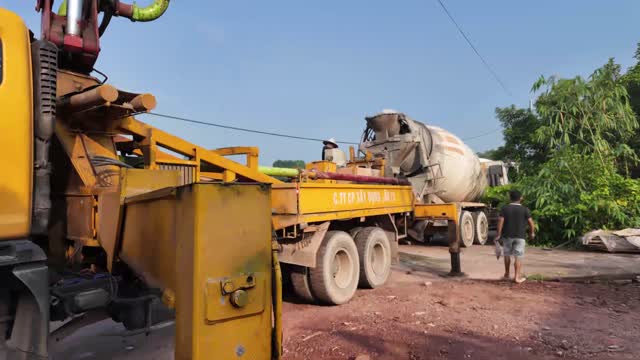 Concrete Pump And Mixer Truck