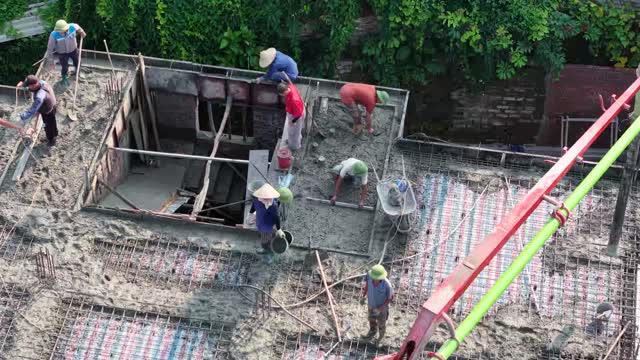 Top Down Concrete Pouring