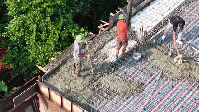Village House Pour Overview