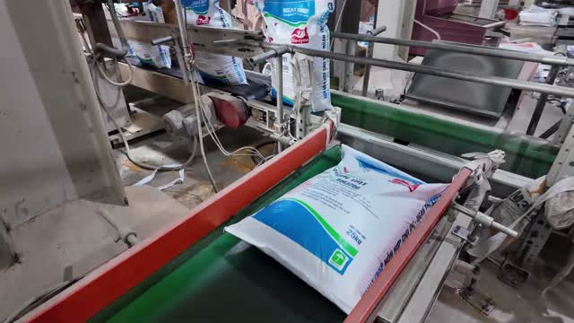 Feed Bag Packing Conveyor