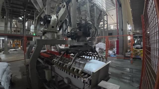 Robotic Feed Bag Gripper