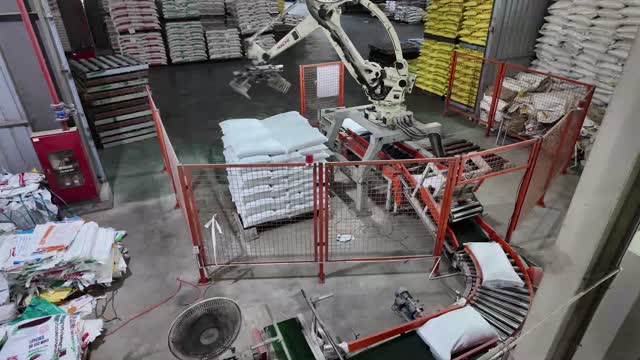 Feed Sack Palletizing System