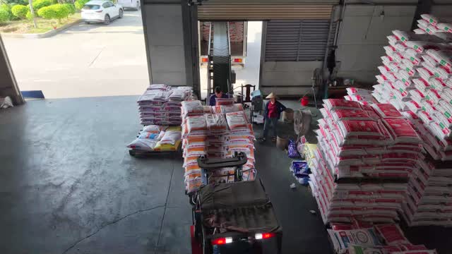 Feed Warehouse Loading Bay