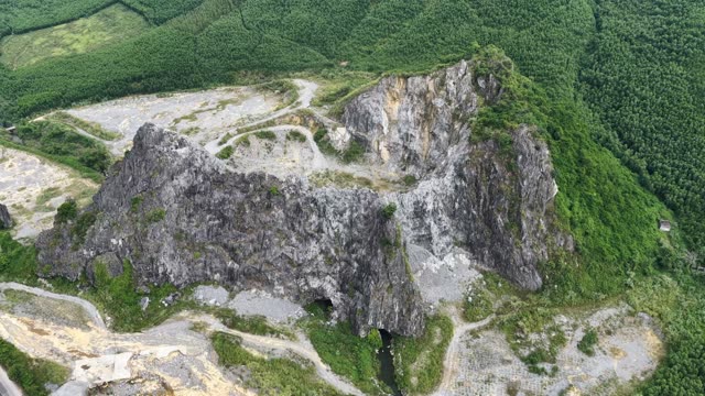 Jagged Quarry Rock Wall