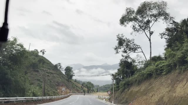 Misty Mountain Highway Curve