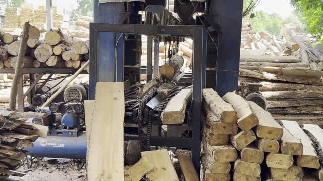 Sawmill Machine And Timber